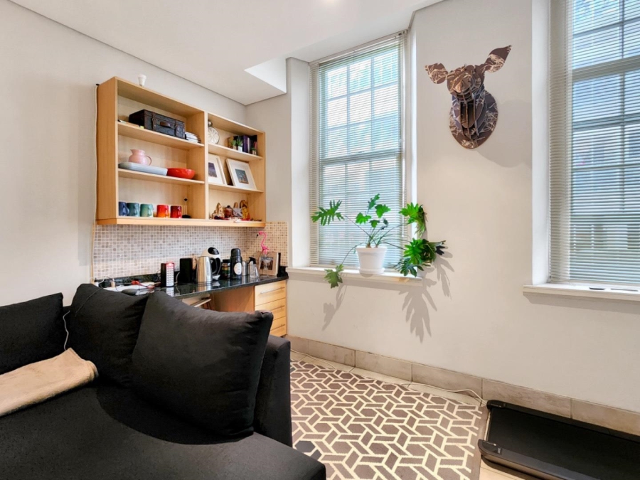 1 Bedroom Property for Sale in Cape Town City Centre Western Cape
